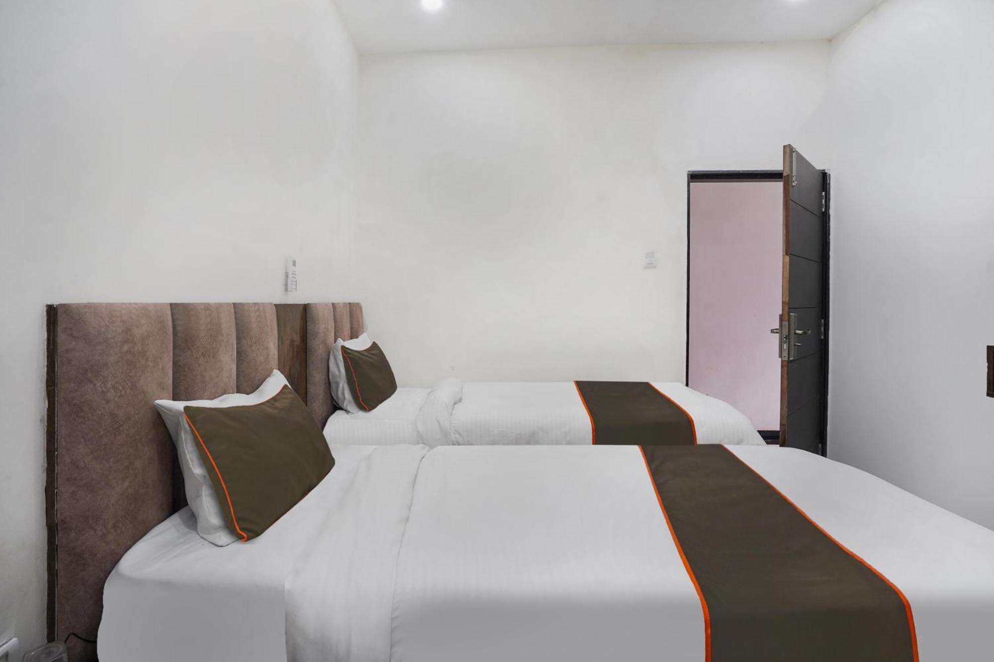 Townhouse Amanaka Formerly Hotel City Pride Rāipur 外观 照片