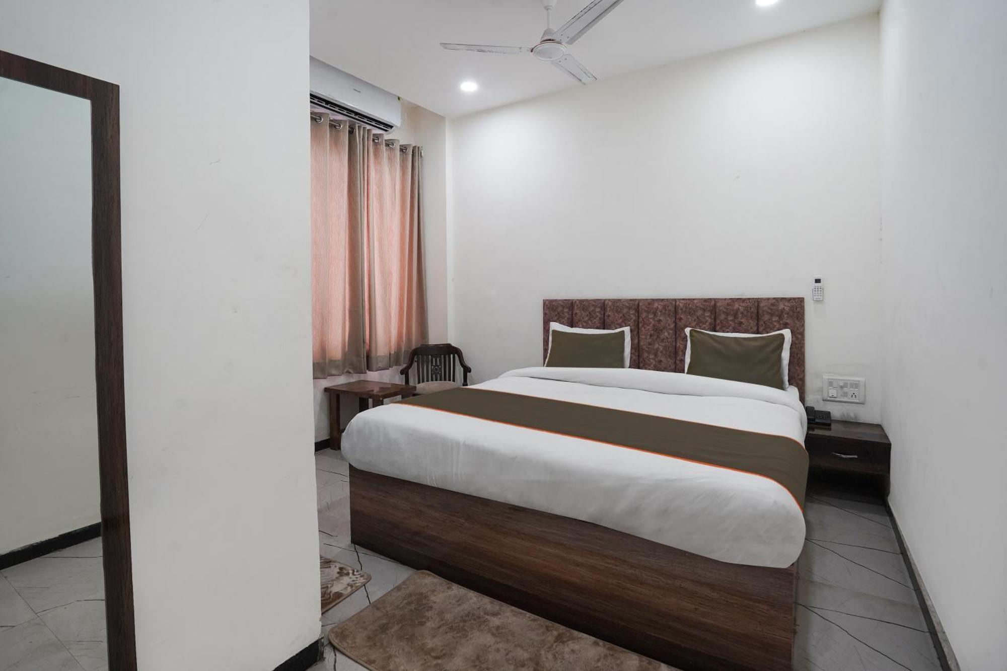 Townhouse Amanaka Formerly Hotel City Pride Rāipur 外观 照片